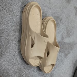 Puma Softride Zero G Slides